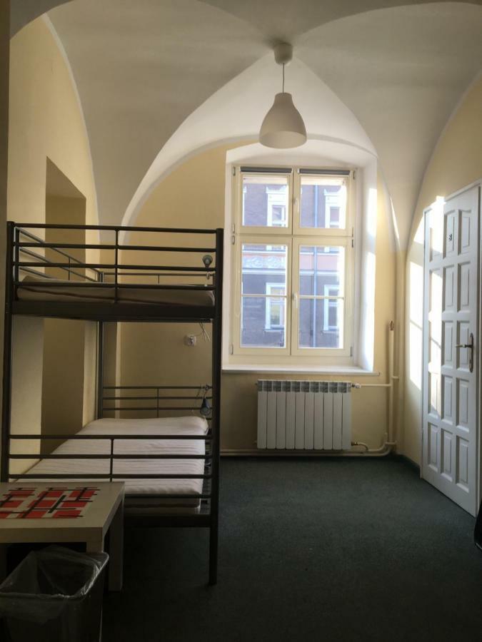 Hostel Staromiejski Гнезно Екстер'єр фото